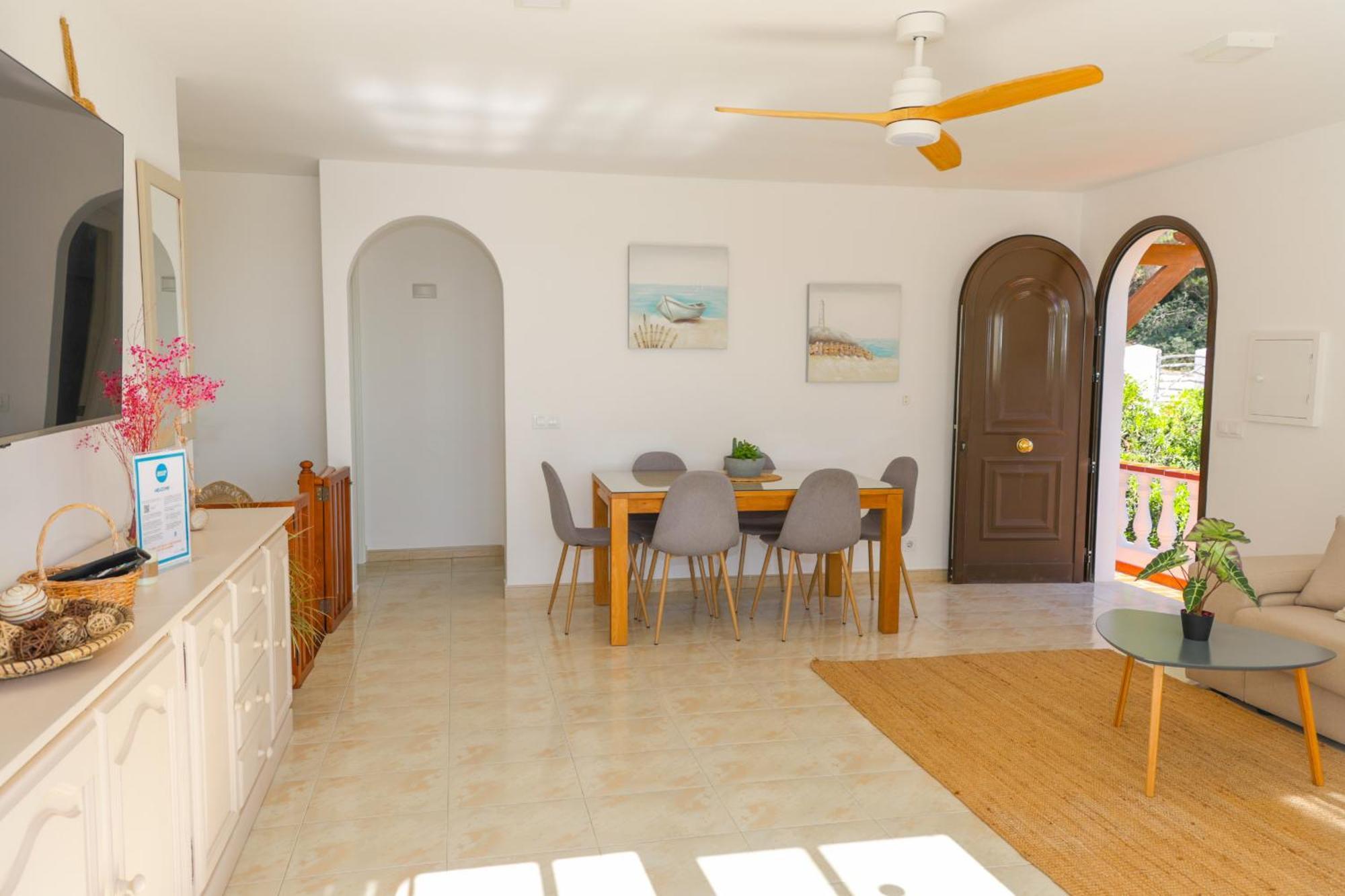 Villa Zodiaco Acuario Son Bou Exterior photo